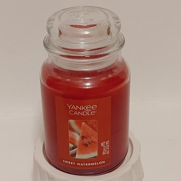 Yankee Candle Sweet Watermelon Jar Candle BNWT 22oz - Picture 1 of 6
